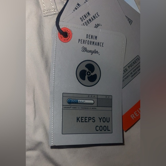 Wrangler slim straight jeans - Picture 2 of 10